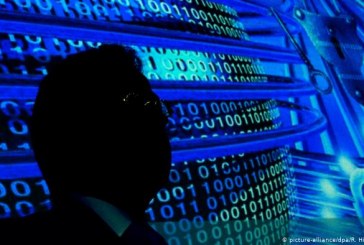 ألمانيا – هل يسرب مقدمو خدمة الإنترنت بيانات عملائهم للمخابرات؟