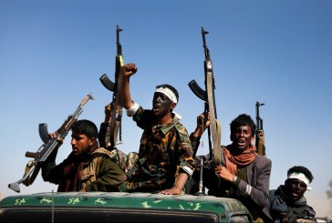 إدراج الحوثيين على قائمة الإرهاب قد يؤدي على الأرجح إلى المجاعة والتعقيد أكثر من الفعالية