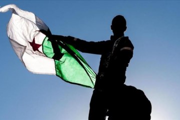 مسألة الهوية عند الشباب الجزائري – بين الإرث الاستعماري و إشكالية الاغتراب