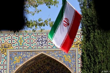 التصور الليبرالي للمعارضة الدينية في النظام السياسي الإسلامي الإيراني