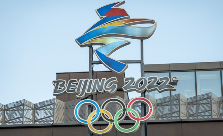 ليست المرة الأولى.. دخول السياسة على خط الرياضة في أولمبياد بكين الشتوية