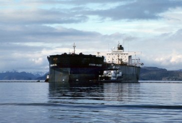 خزان النفط صافر يعيد للأذهان حادثة ناقلة النفط إكسون فالديز Exxon Valdez من جديد، فماذا حصل في تلك الحادثة وكيف تم مكافحة التلوث