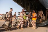 تداعيات خطرة: مستقبل مكافحة الإرهاب بعد الانسحاب الفرنسي من مالي