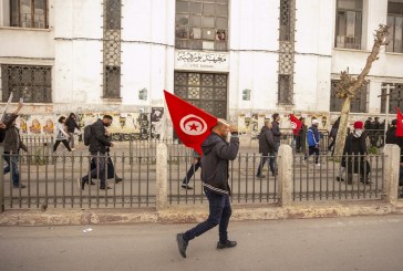 وقف عجلة الانهيار: هل تتجه تونس نحو سيناريو نادي باريس؟