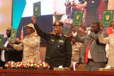 مُفترَق طرق في السودان: هل بإمكان قوى الحرية والتغيير احتواء الخلافات العسكرية وإنجاح الاتفاق الإطاري؟