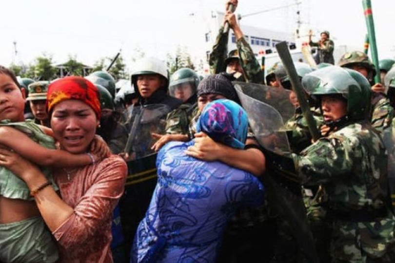 قمع أقلية الإيغور: لماذا كل هذا الصمت الإسلامي؟