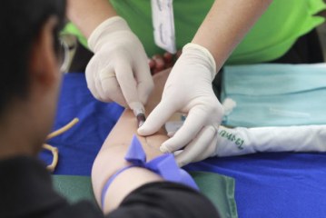 فوائد التبرع بالدم: 10 أسباب ستحفزك على التبرع الدوري
