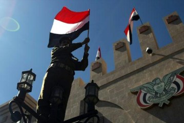 الآثار السلبية للحرب في اليمن على طلبة المدارس بمدينة تعز ودور الإدارة في التخفيف منها
