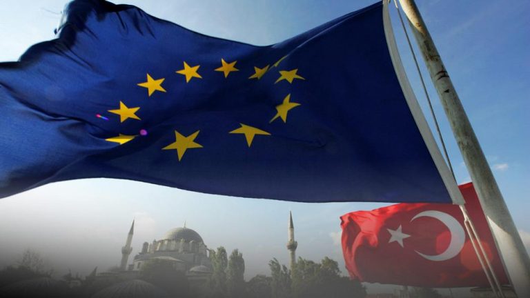 إشكالیة انضمام تركیا إلى الإتحاد الأوروبي في ظل التوسع نحو الشرق