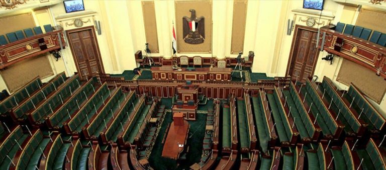 الأحزاب السياسية في مصر: مسيرة الانحطاط