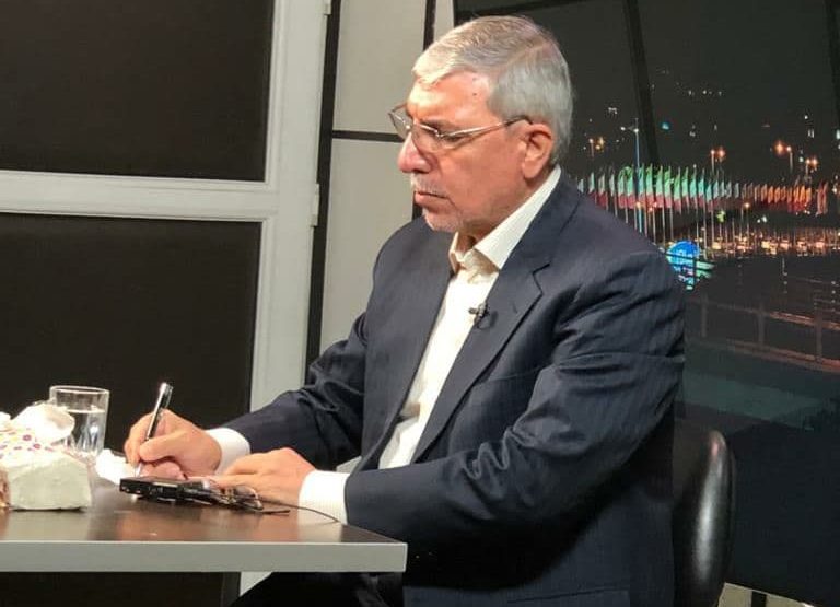 للمرأة أن تمارس العمل الدبلوماسي مع المحافظة على العفاف