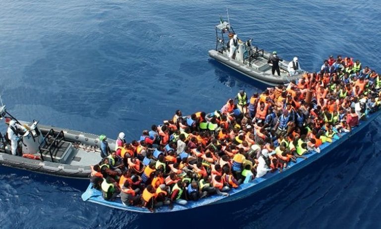 أمننة الهجرة غير الشرعية في سياسات الاتحاد الأوروبي