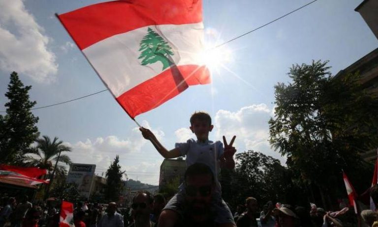 أزمة لبنان : بين طموح شعب وهشاشة النظام السياسي