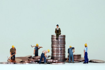 اغنى الأغنياء يفاقمون الفقر المدقع والانبعاثات الملوثة