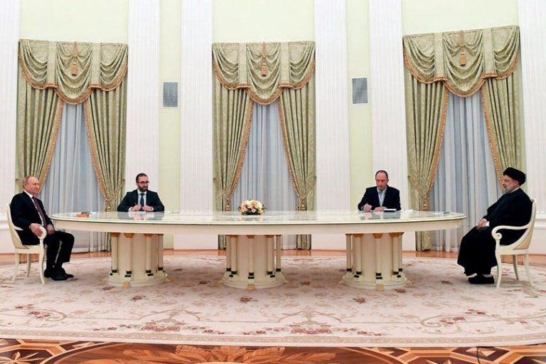 ايران وروسيا.. تحالف السلب