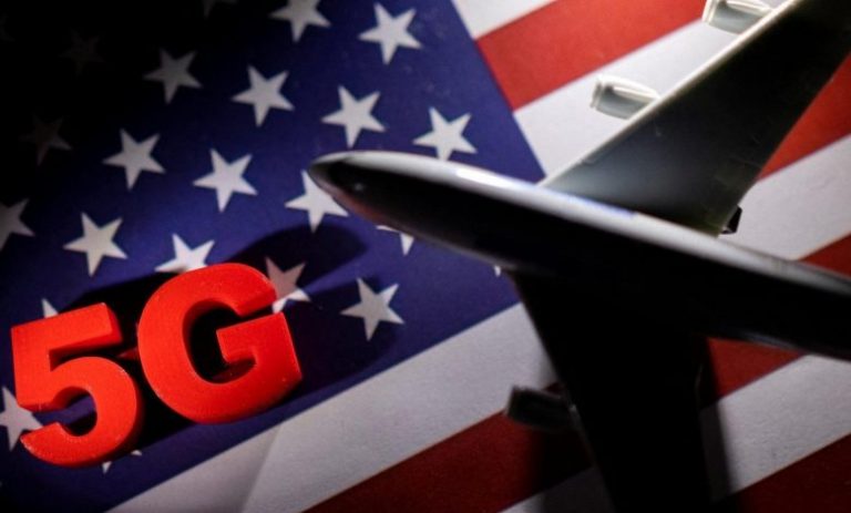 مشكلة تأثيرات تقنية الجيل الخامس 5G على الملاحة الجوية.. لماذا في الولايات المتحدة فقط؟