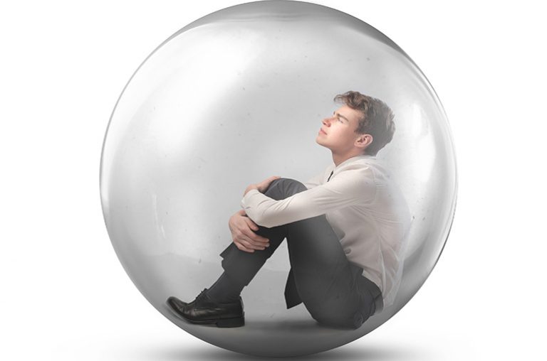 كيف تؤثر اللامبالاة على التكيف النفسي والتوافق الاجتماعي؟