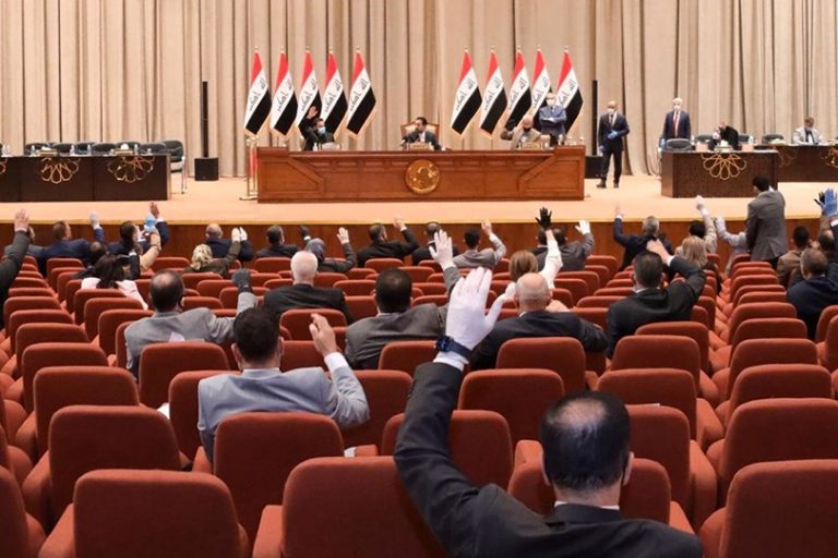 مشكلة العراق السياسية بين الاغلبية والتوافقية