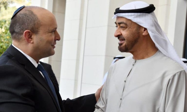 هوفمان: هل تقف إسرائيل مع المستبدين العرب في خندق الثورة المضادة؟