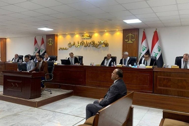 الدستور والنظام الاتحادي في العراق