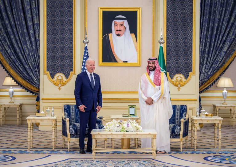 كيف علّقت مراكز الدراسات الأمريكية على جولة “بايدن” بالشرق الأوسط؟
