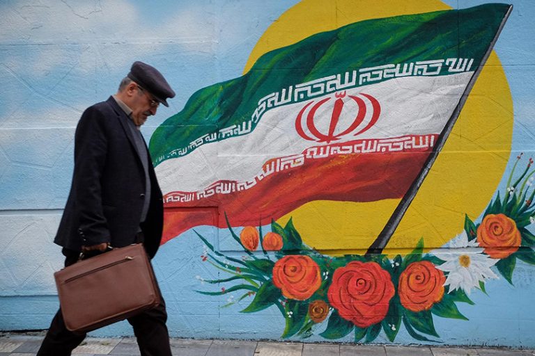 هل أخطأت إيران في اغتنام الفرصة؟