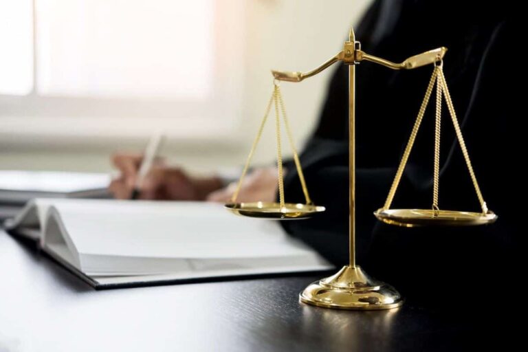 الضمان الاحتياطي في الأوراق التجارية في القوانين العراقية