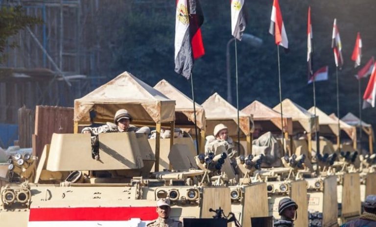 أوتاوي: مصر وسحر القوة العسكرية
