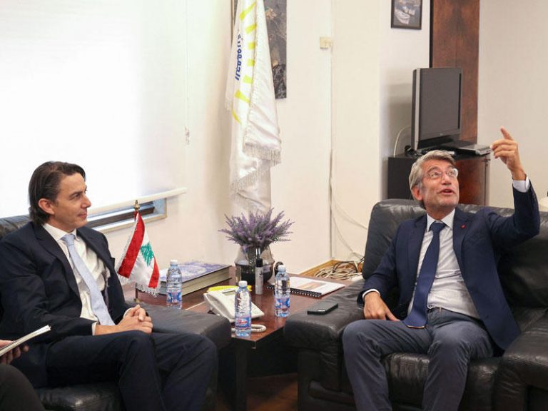 كُلّ شيء أو لا شيء: سياسة الطاقة الأمريكية تجاه لبنان