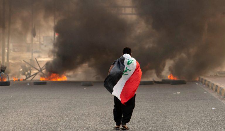 جذور ممتدة: الأزمة السياسية في العراق وآفاق الحل