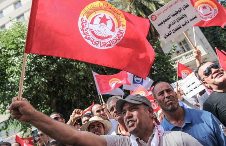 تشخيصٌ مختلفٌ عليه: مبادرة الحوار الوطني وآفاق حل أزمة تونس