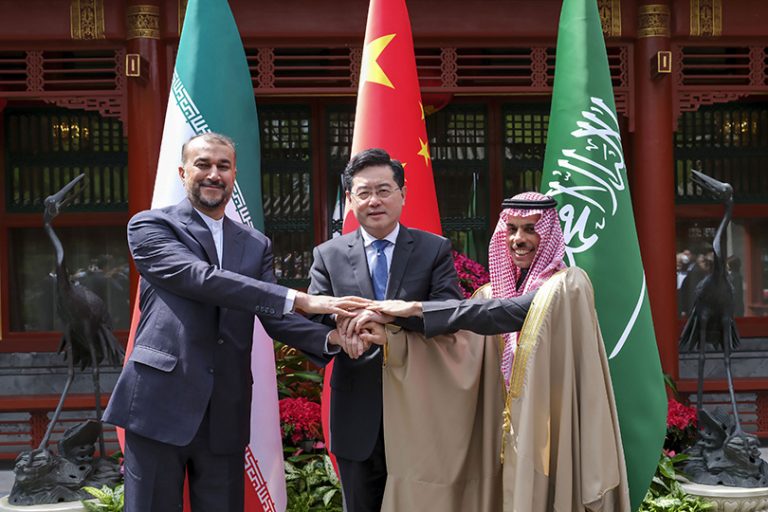التناغم السعودي الايراني.. قراءة في الدلالات والمآلات