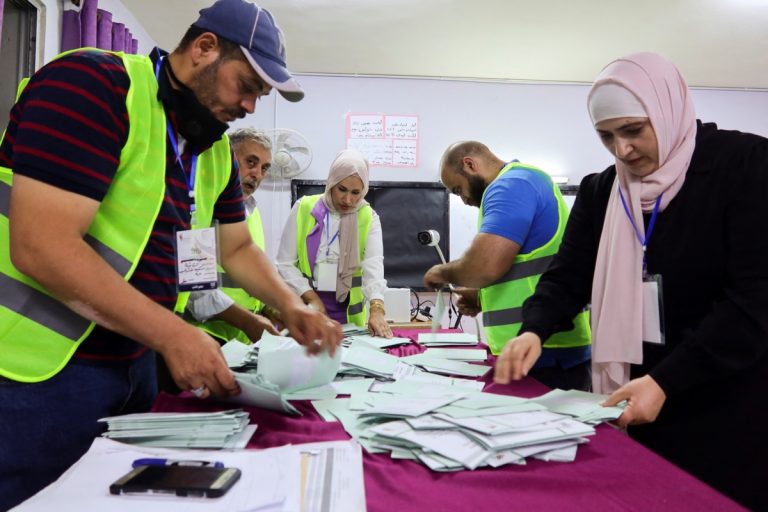 المشهد السياسي في الأردن بعد ثلاث مفاجآت انتخابية